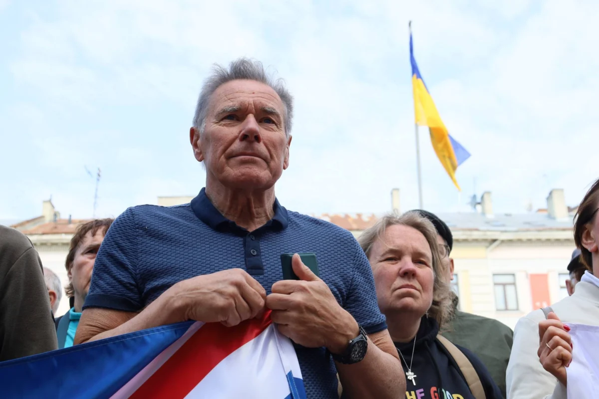 На Львівщину прибув 27-й конвой «Пікапи для миру»