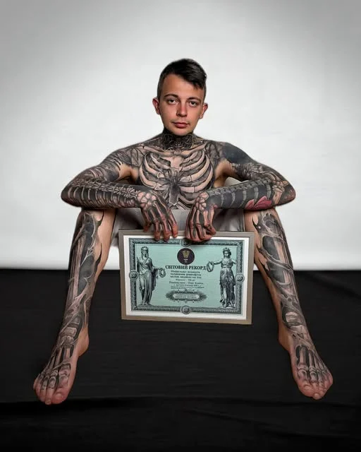 Мешканець Львівщини побив рекорд легендарного Zombie Boy (ВІДЕО)