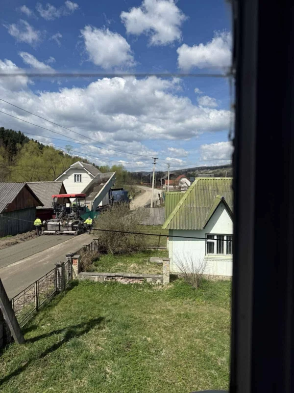 На Львівщині витратили 12 мільйонів на ремонт дороги