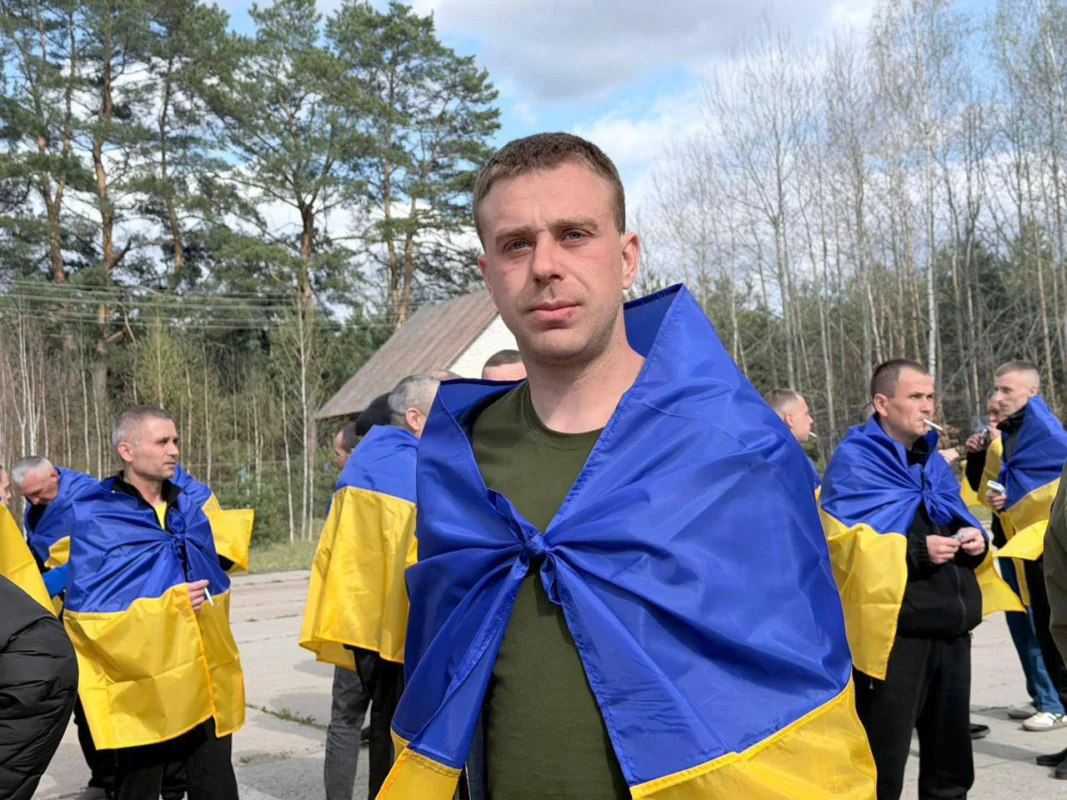 Україна повернула 193 захисників (ФОТО)