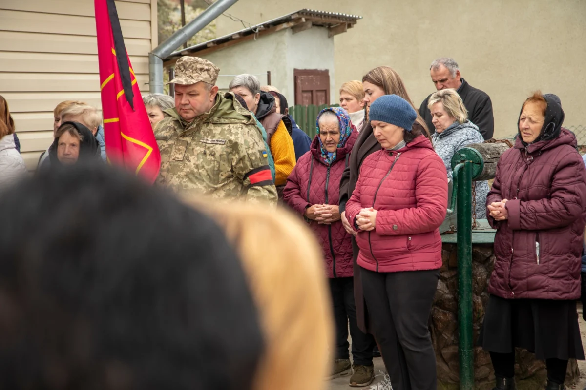У Доброгостові попрощалися з полеглим воїном