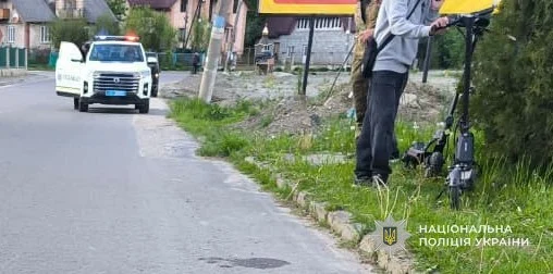 На Львівщині підліток на самокаті відправив дитину у лікарню