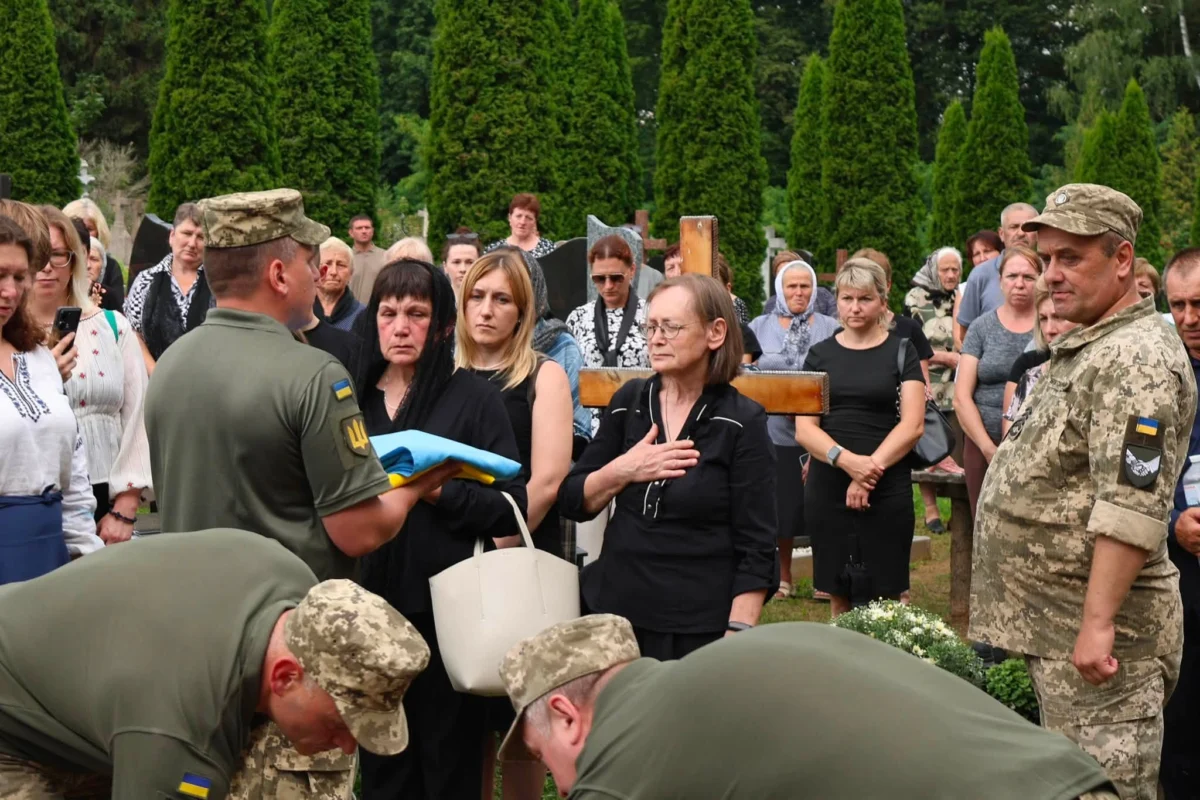 Львівщина попрощалась із захисником