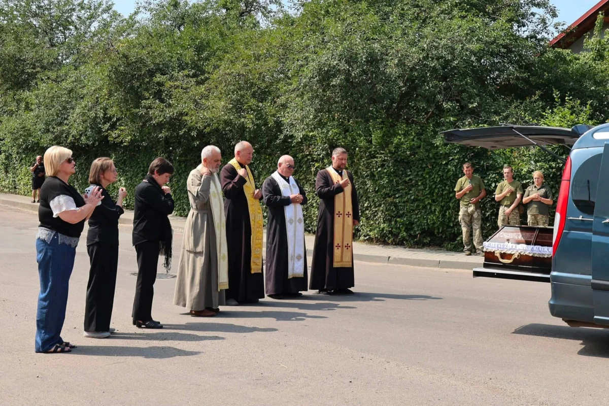 Львівщина попрощалась із захисником
