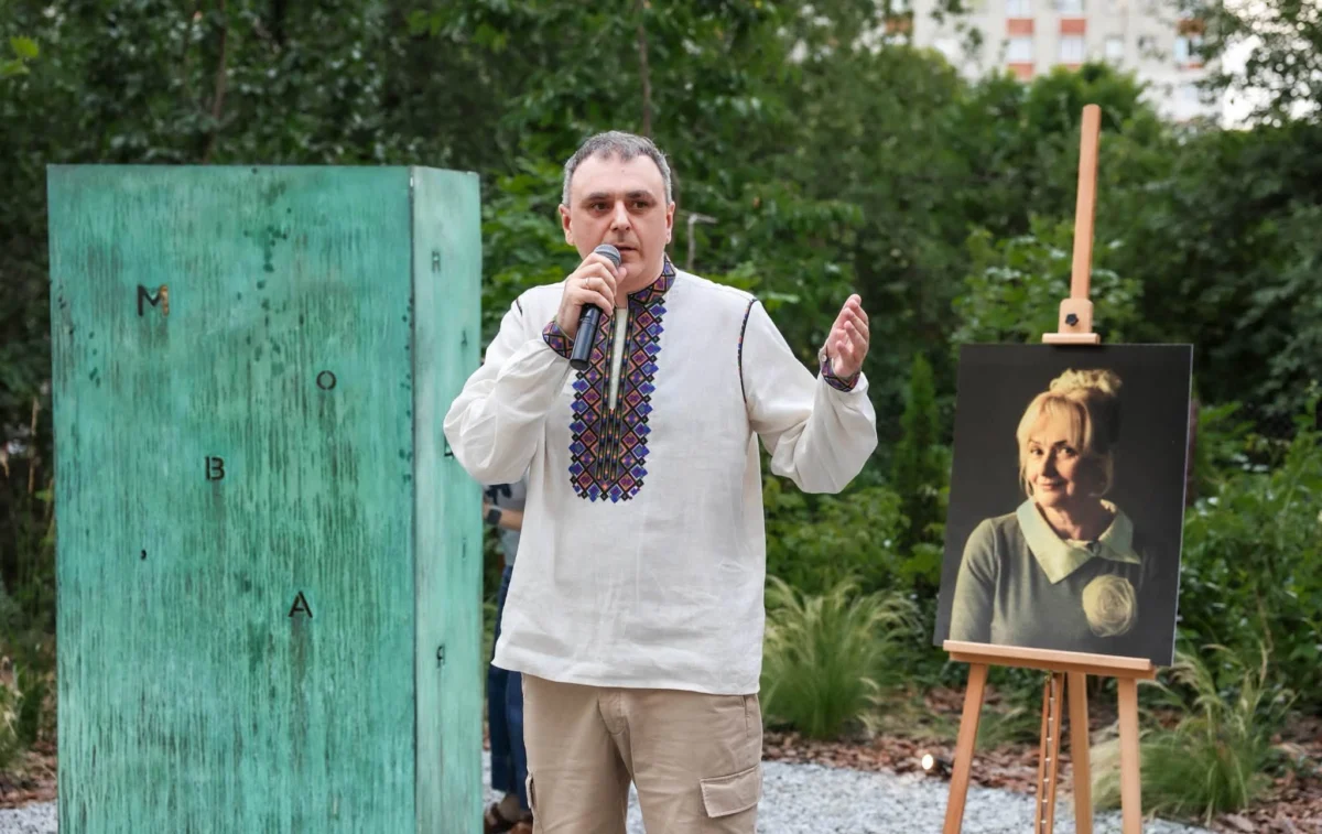 У Львові розкритикували простір Фаріон – виглядає як туалет