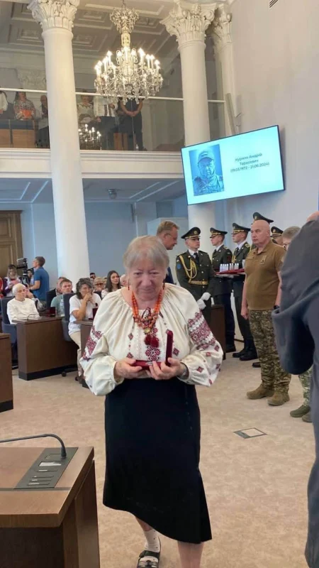 У Львові родинам загиблих вручили почесні відзнаки