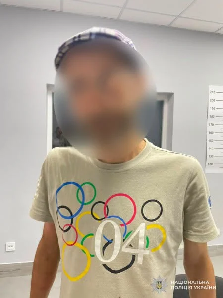 На Львівщині на вулиці Степана Бандери пограбували чоловіка